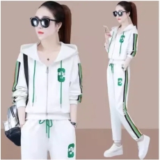 批发运动服<b class='q'>套装</b>女士春秋季2026年新款时髦减龄短款休闲卫衣时尚两件套