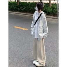 批发韩系秋<b class='q'>冬</b>新款大板型胖MM潮牌美式开衫毛衣高级感复古美式上衣原版