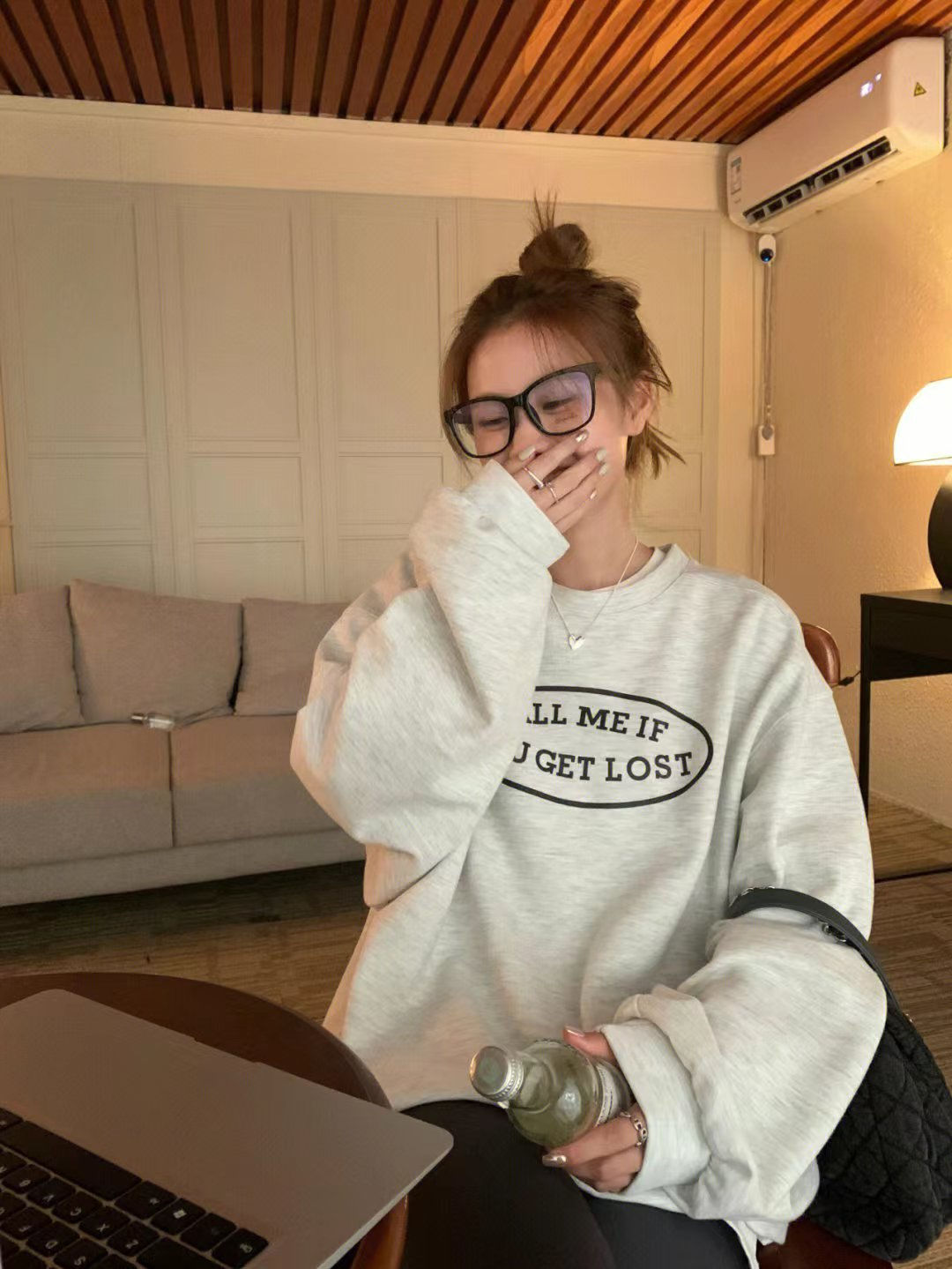 Dicker, flauschiger, bedruckter, lässiger Kapuzenpullover für Studentinnen, übergroßes, lockeres und lässiges Oberteil in Übergröße in koreanischer Version_voghion.com