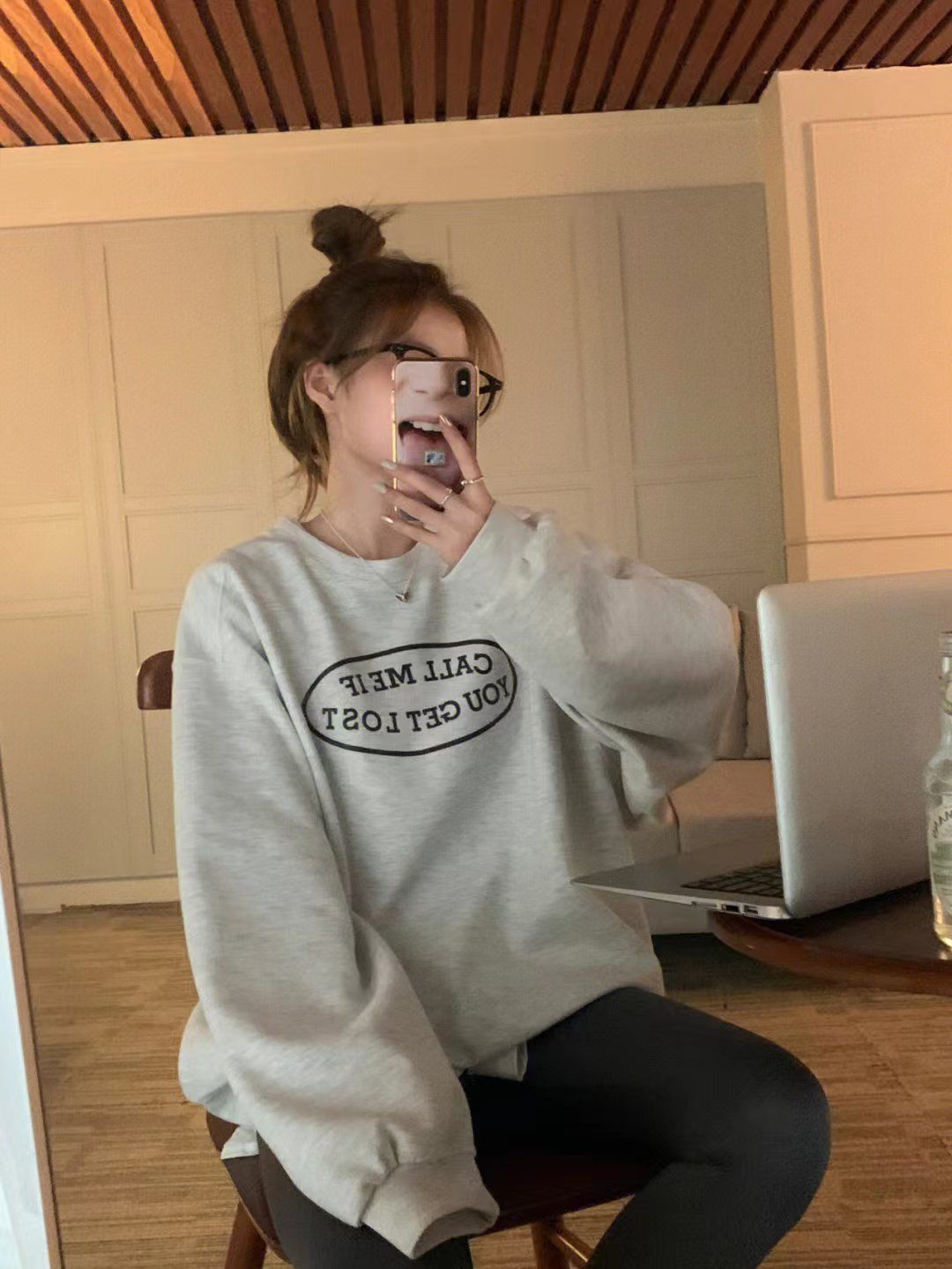 Dicker, flauschiger, bedruckter, lässiger Kapuzenpullover für Studentinnen, übergroßes, lockeres und lässiges Oberteil in Übergröße in koreanischer Version_voghion.com