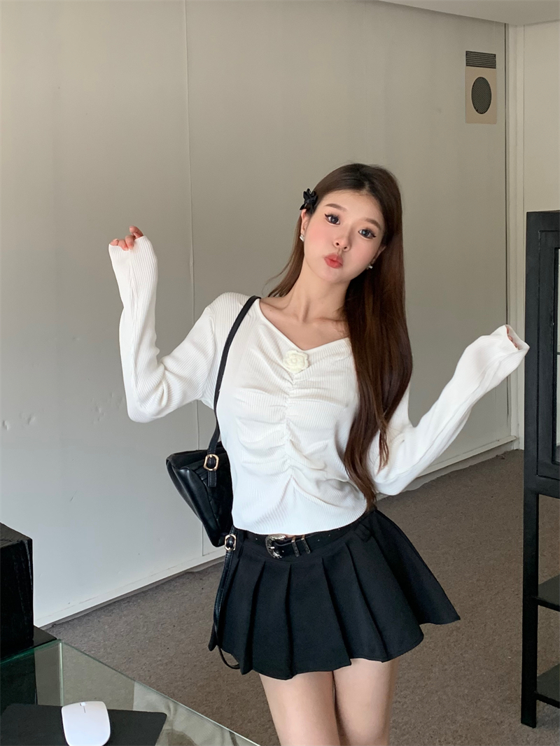 實拍 秋季新款設計感重工花朵針織衫女修身內搭長袖氣質上衣