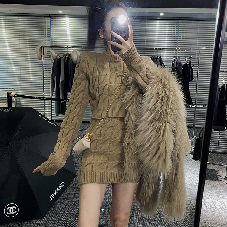 IN MIMIFACE Sexy Sweater Suit Women's Autumn and Winter Knitted Two-piece Set Lazy College Style Small Dress