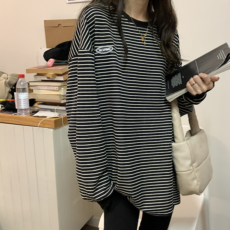 Fashionable super hot striped T-shirt bottoming shirt for women autumn new round neck long-sleeved sweatshirt for women Korean style tops