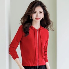 实拍秋冬加厚新款帽子毛衣开衫纯色长袖外套短款连帽针织衫女