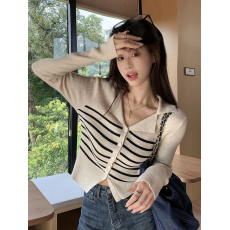 批发kumikumi复古长袖小众针织<b class='q'>开衫</b>外套女秋季修身显瘦短款打底衫上衣
