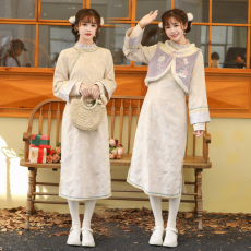 新中式刺绣显瘦旗袍连衣裙+玫瑰毛绒刺绣马甲冬款国风两件套套装