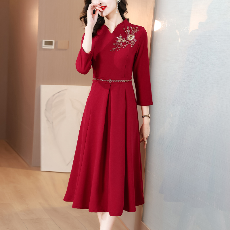 RY1787# 秋季高端喜婆婆婚宴装高档连衣裙年轻丈母娘旗袍参加婚礼妈妈