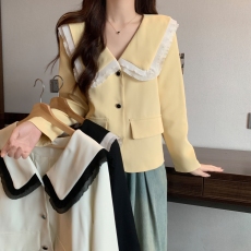 批发2026早春实拍大码女装法式娃娃领小香风撞色百搭短外套