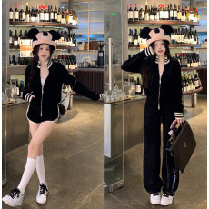批发实拍实价~女明星私服miu yb定染柔软天鹅绒<b class='q'>运动服</b>套装