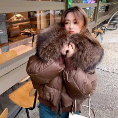 羽绒棉服女2023年新款欧货可拆卸大毛领短款面包服韩版宽松外套