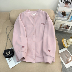 批发实拍米呢复合330克2026春秋刺绣开衫外套长袖上衣潮大码女装200斤