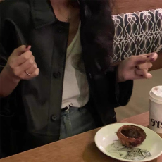 批发2026早季韩国东大门新款复古简约百搭宽松休闲仿<b class='q'>皮衣</b>夹克外套<b class='q'>女</b>