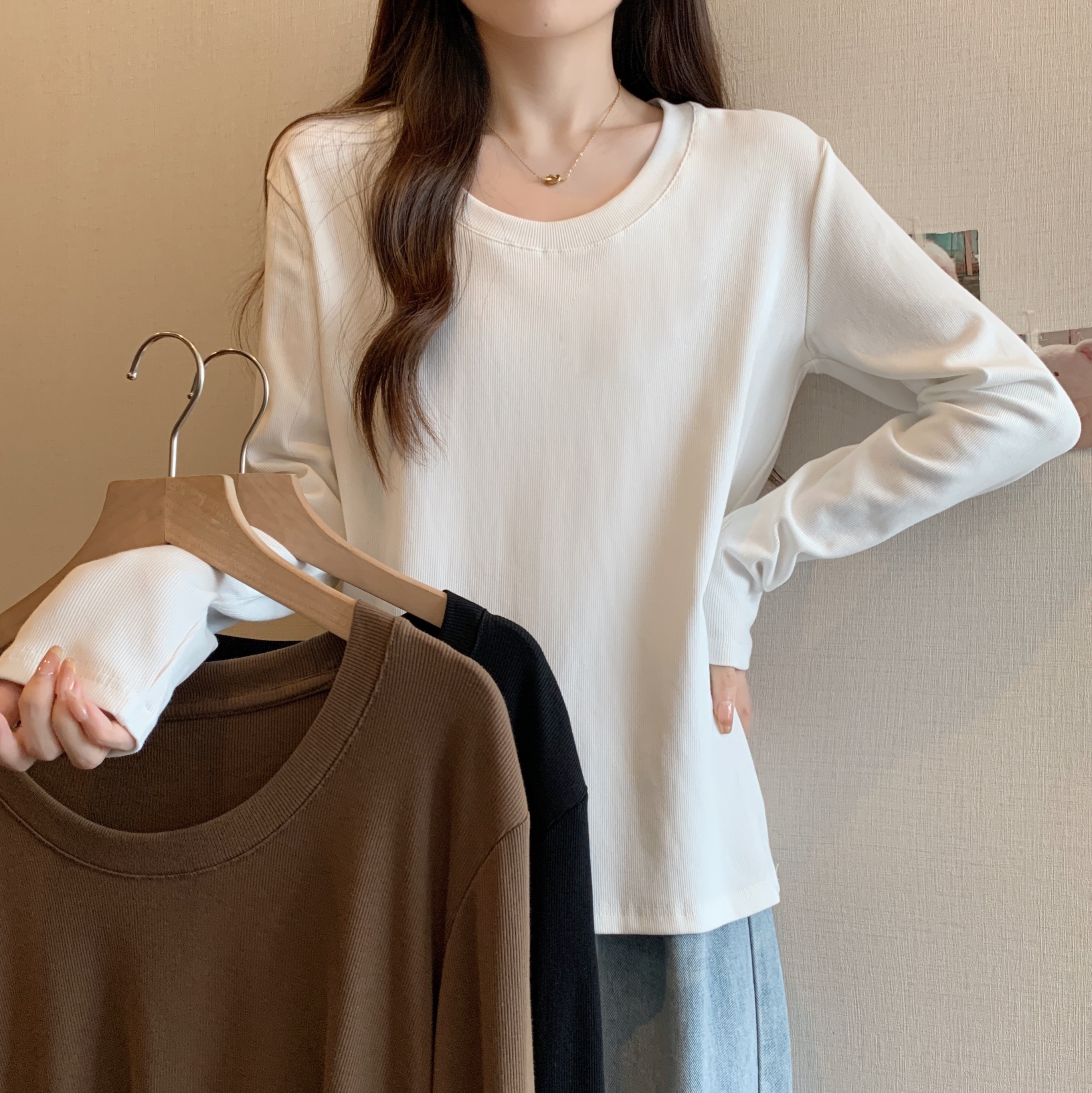 실사 지방 mm 빅 사이즈 물방울 칼라 리브 표지 고기 슬림해 보이는 기본 셔츠 다용도 단색 긴팔 티셔츠