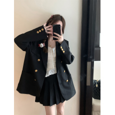 批发实拍实价~设计感金扣西装外套女2025<b class='q'>秋</b>冬新款宽松廓形枪驳领上衣