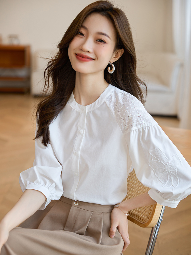 희 세계 화이트 주간 실크 여성 셔츠 2026 년 봄 새로운 고유 한 Chic 자수 7부 소매 셔츠 맨위