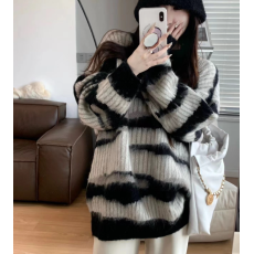 批发秋<b class='q'>冬</b>装新款韩国ins美式复古马海毛撞色条纹毛衣慵懒中长款针织衫