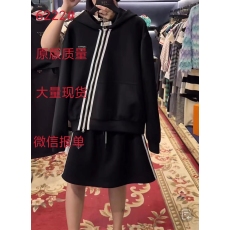 批发韩版休闲运动服秋季长袖外套+半身裙女两件套新款百搭宽松设计感