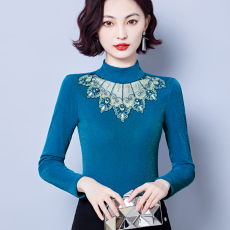 2023新实拍亮丝打底衫刺绣蕾丝拼接保暖上衣洋气大码长袖秋冬女