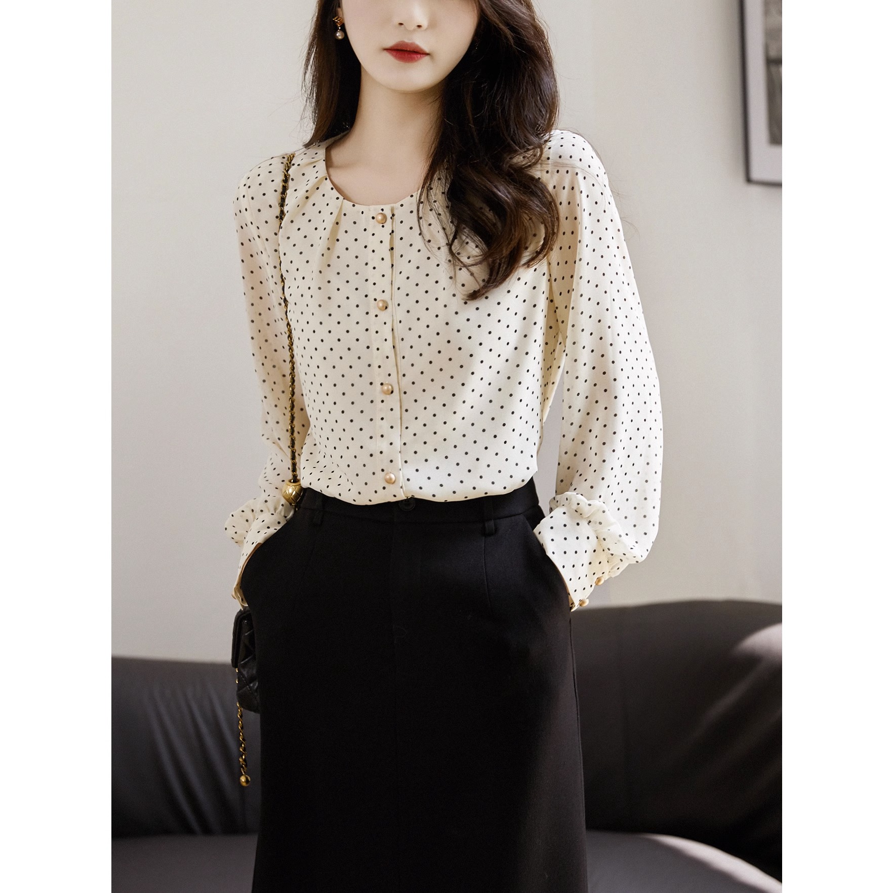 @法式宮廷風/大美波點元素 褶皺圓領長袖襯衫女早春MLCYC38146