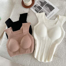 批发实拍大码针织保暖背心带垫免穿文胸内衣内搭<b class='q'>打底衫</b>可外穿宽肩上衣