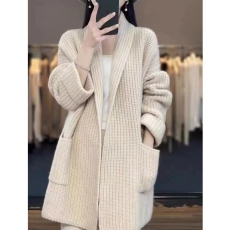 批发<b class='q'>韩</b>系慵懒<b class='q'>风</b>毛衣外套女秋冬季2026新款针织开衫宽松长袖上衣