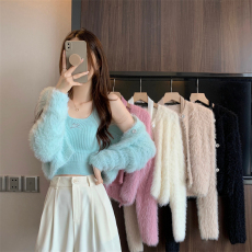 批发实拍实价 新版韩风设计感软糯水貂绒开衫外套+内搭背心套装