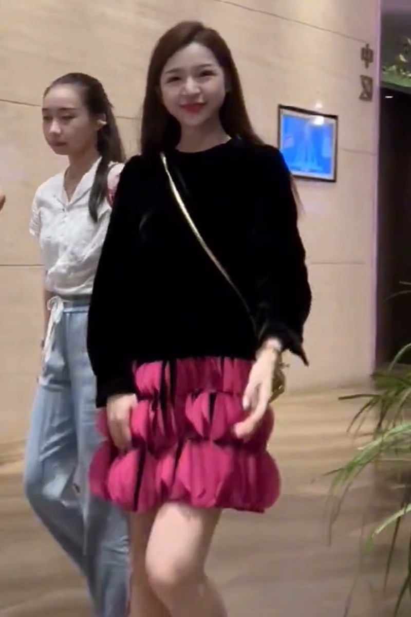 작은 샤넬 스타일 드레스 2026 새로운 품격 명문 여성 고급 여신 팬 고급 센스 그는 벤 바람 작은 검은 드레스