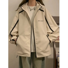 批发冲锋衣女户外美式复古夹克秋冬高级感炸街oversize外套学生宽松潮
