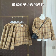 批发100#实拍小香风粗呢花外套<b class='q'>秋</b>季法式新款名媛上衣女潮