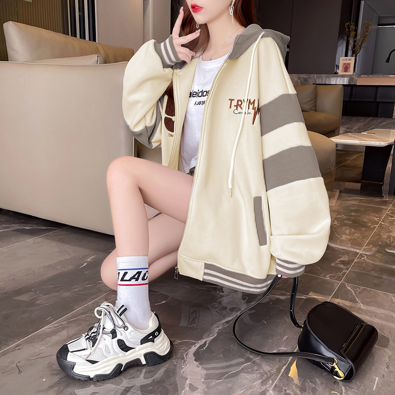 First real shot of imitation cotton Chinese cotton composite milk silk new sweatshirt jacket women's baseball uniform design sense for women