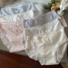 批发实拍实价 日系花朵<b class='q'>内裤</b><b class='q'>婴儿</b>棉纯棉抗菌透气中腰包臀三角裤3条装