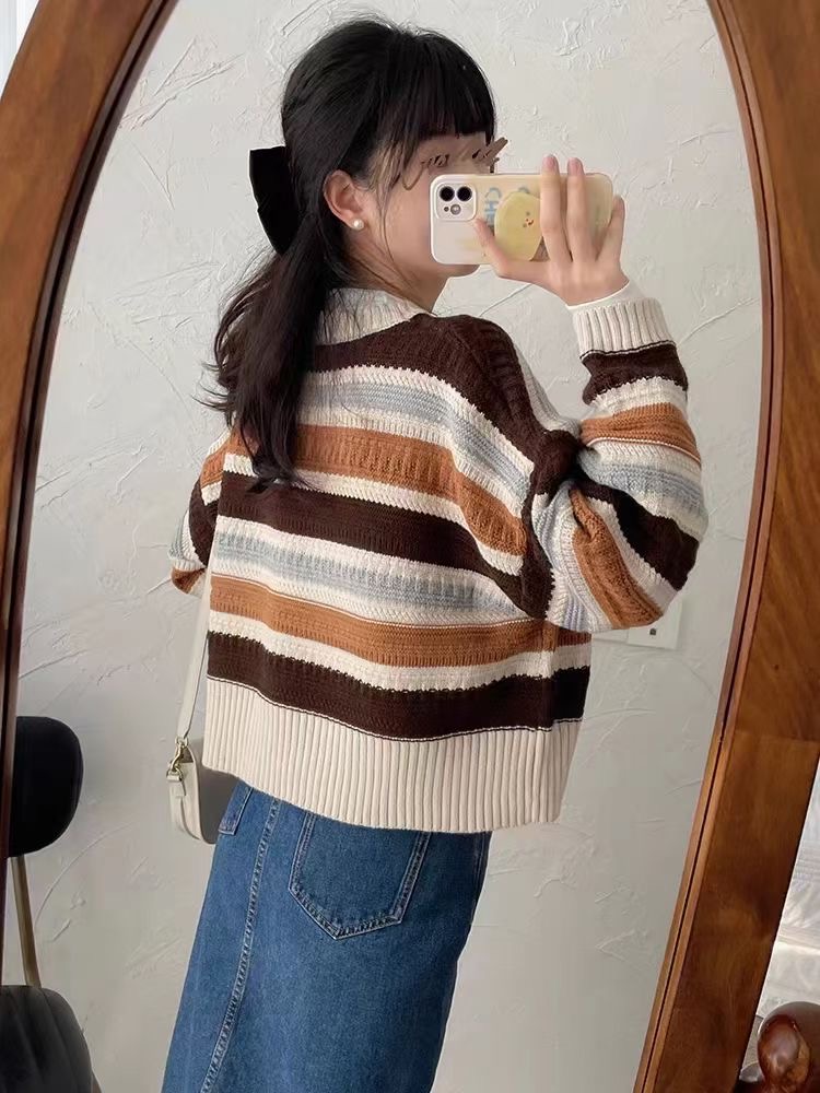 French style retro round neck contrast striped sweater Korean style loose pullover niche knitted top for women in autumn and winter