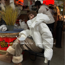 批发爱心<b class='q'>短款</b>羽绒棉服25年新款男女情侣加厚小众设计感面包冬外套棉衣
