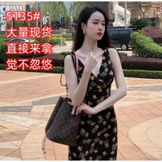 批发章蜜糖 巨显白瘦 复古优雅性感深V领气质修身包臀<b class='q'>高腰</b>开叉<b class='q'>连衣裙</b>