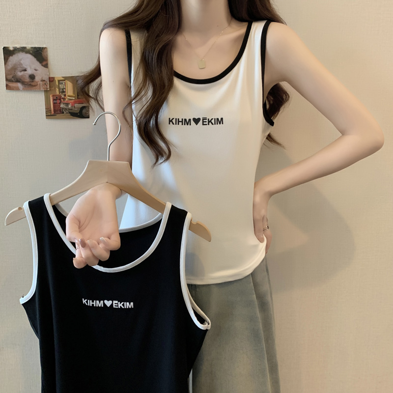 실사 빅 사이즈 여성 의류 디자인 센스 달콤함 알파벳 프린트 조끼 슬립 표지 고기 슬림해 보이는 맨위 여성 인사이드 가져 가라.