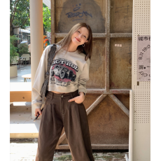 批发美式复古老爷车字母印花<b class='q'>短款</b><b class='q'>卫衣</b>宽松百搭上衣女