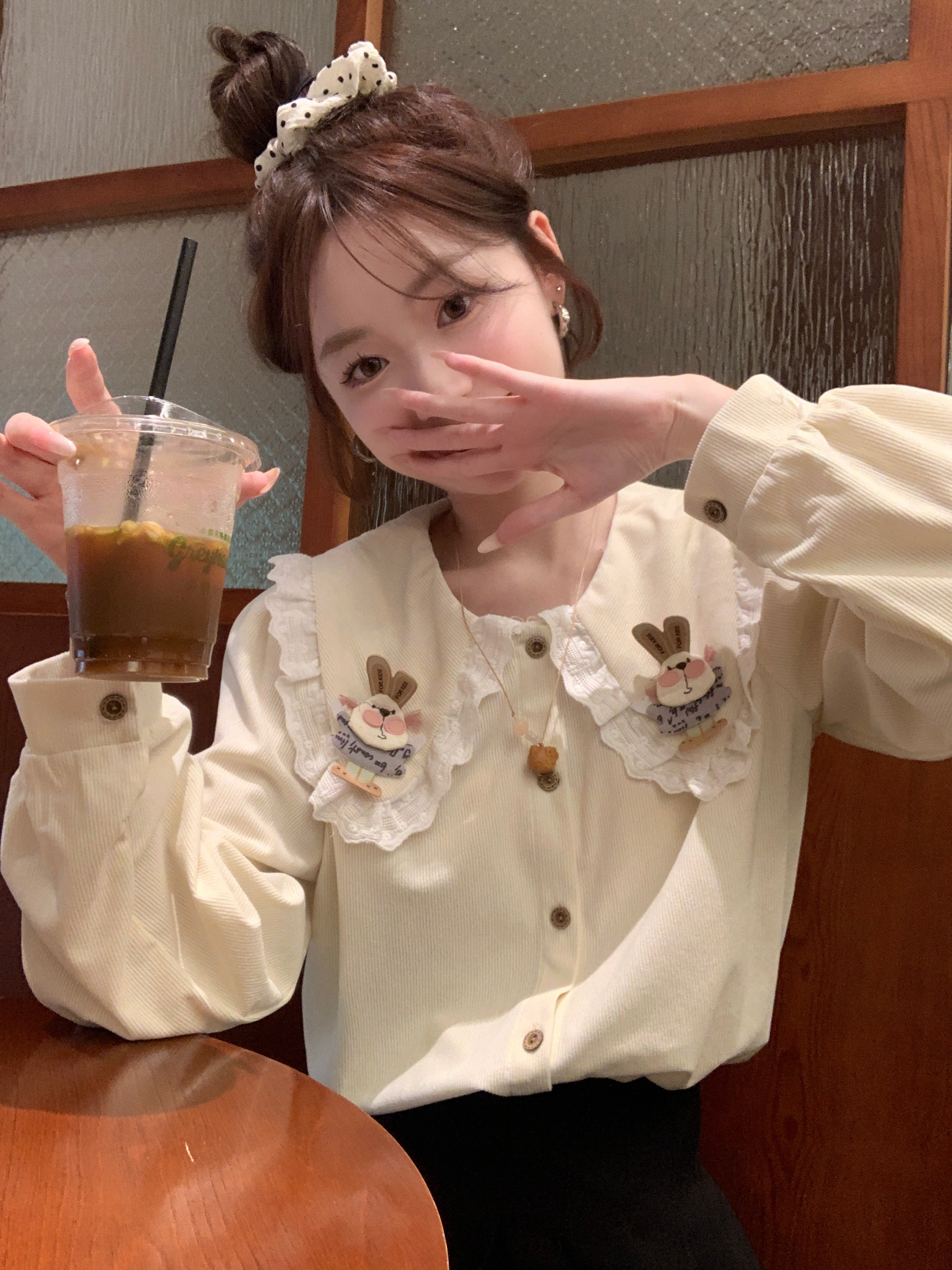 실사 정가 귀여운 연령 감소 토끼 베이비 칼라 소녀 긴팔 셔츠 일본식 레트로 문예 셔츠 봄 가을