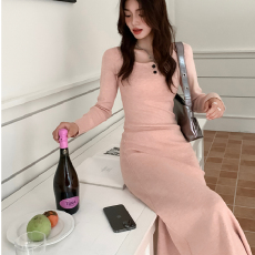 批发纯欲风辣妹长袖打底针织连衣裙女秋冬新款超长款过膝a字长裙子潮