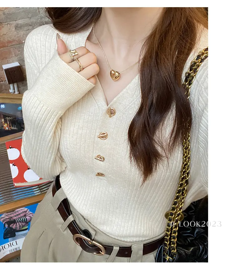 샤넬풍 V넥 니트 상세 이미지 16