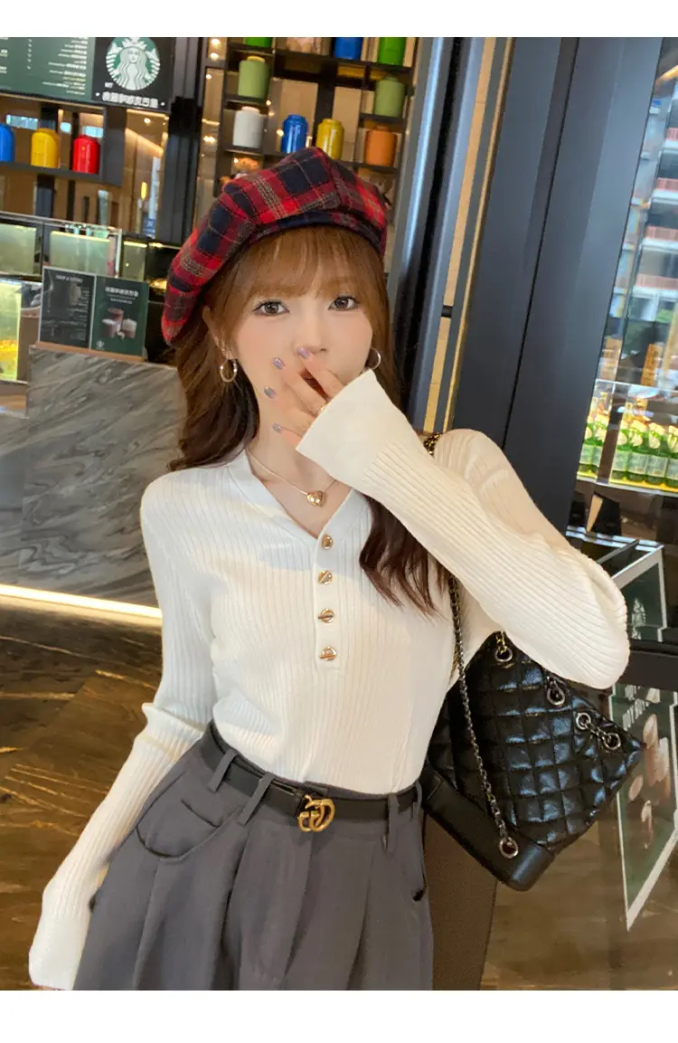 샤넬풍 V넥 니트 상세 이미지 28