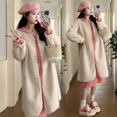 批发实拍 孕妇装秋冬新款慵懒风双排扣宽松中长款加厚皮毛一体外套