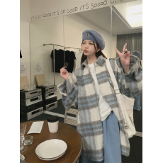 批发实拍实价 秋冬款毛绒绒撞色<b class='q'>大</b>格子中长款翻领毛呢<b class='q'>外套</b><b class='q'>女</b>