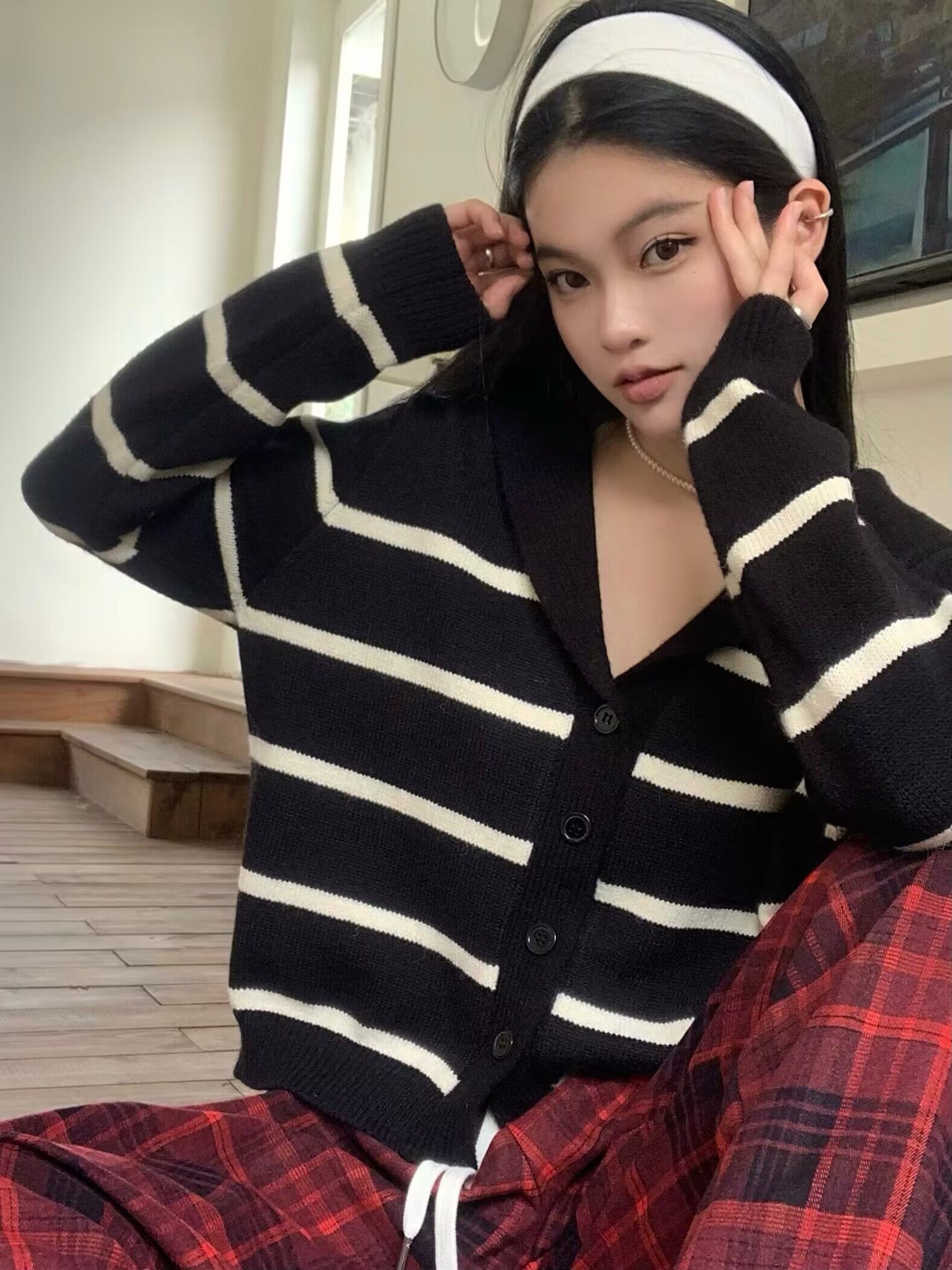 Real shot~Navy collar striped knitted cardigan short age-reducing long-sleeved sweater jacket