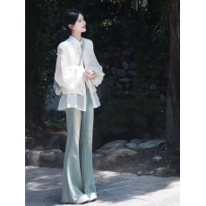 批发早秋多巴胺穿搭套装女春秋季2023新款马甲衬衫<b class='q'>牛仔</b>裤盐系三件套装