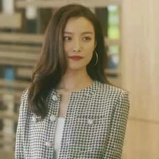 批发<b class='q'>杨颖</b>锁锁倪妮<b class='q'>同款</b>复古千鸟格镶钻短款外套女长袖水钻扣小西装上衣