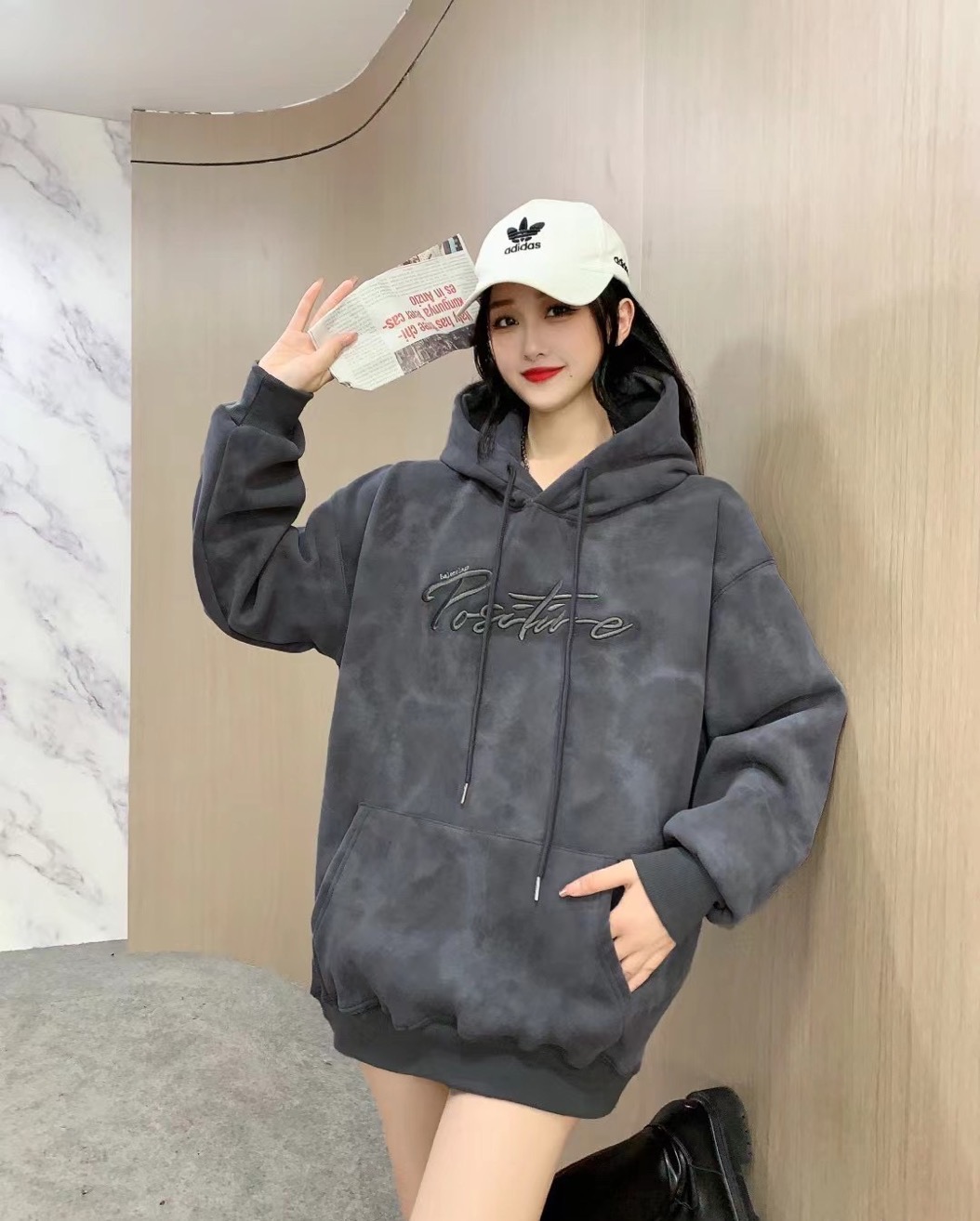 Letter embroidered tie-dye hooded sweatshirt for women 2023 autumn and winter new style loose casual versatile top trendy