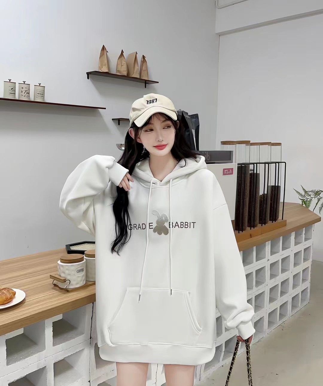 Cute bear hooded long-sleeved sweatshirt for women 2023 autumn and winter plus velvet thickened toothbrush embroidery loose slimming chic top
