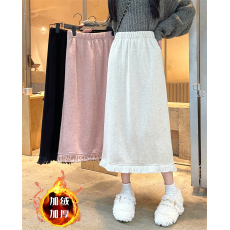 批发实价-实拍 灯芯绒加绒加厚 新款流苏<b class='q'>百搭</b>后开叉休闲半身裙女