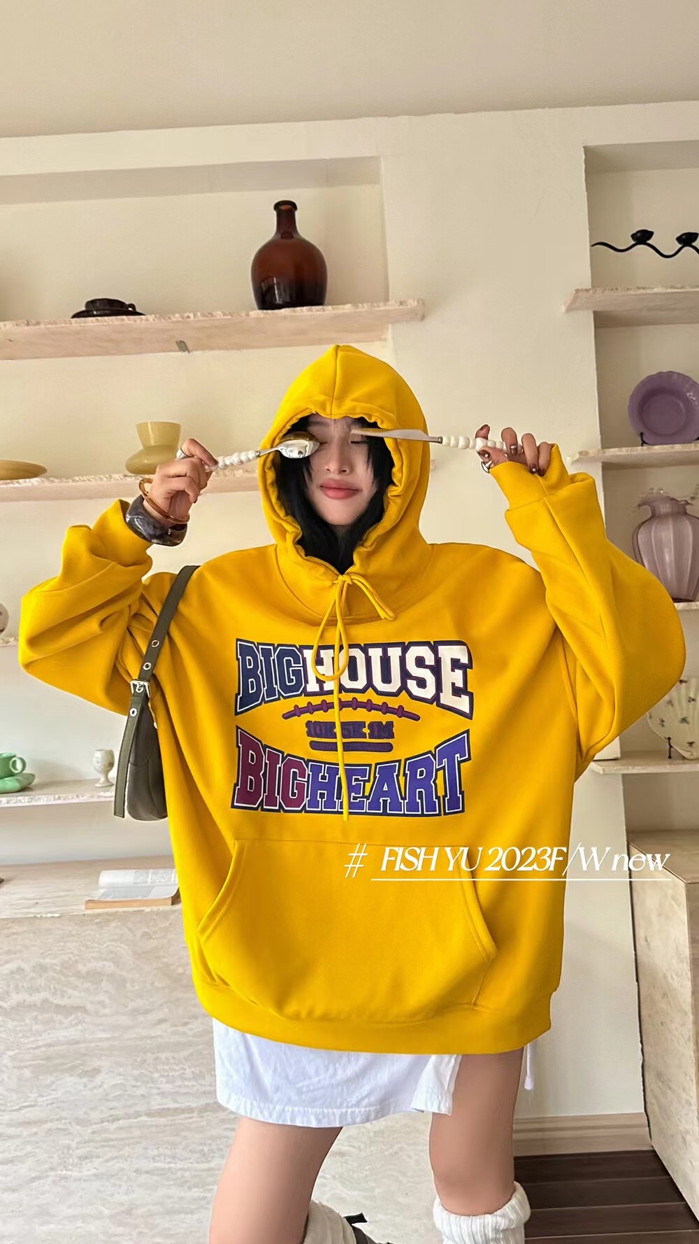 American retro hooded sweatshirt for women, large version, hip-covering, long, loose, Korean style, lazy style, stitching, contrasting letter print