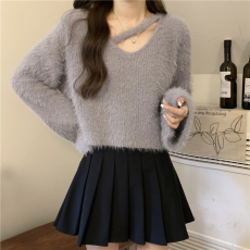 批发实拍 <b class='q'>秋</b>冬韩系温柔风仿水貂毛软糯慵懒气质喇叭袖短款毛衣